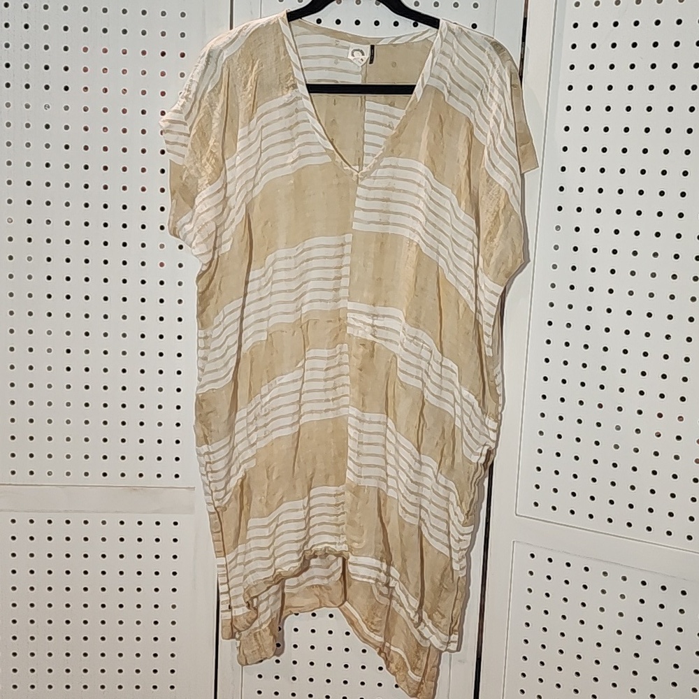 Anthropologie Akemi & Kin 100% Linen Tunic Top Size Medium Lagenlook Dolman